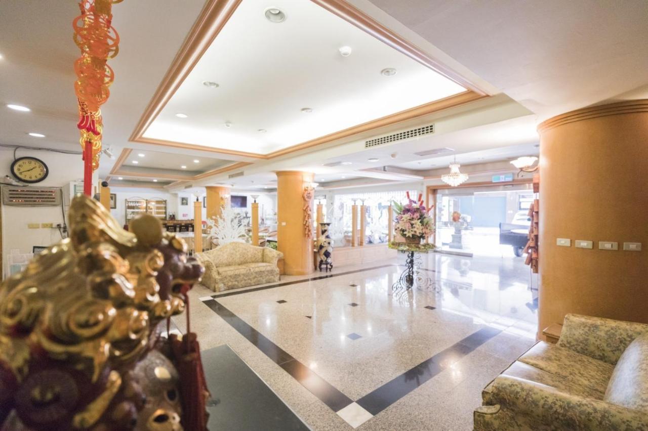 Tzu Chi Hotel Pingtung Εξωτερικό φωτογραφία